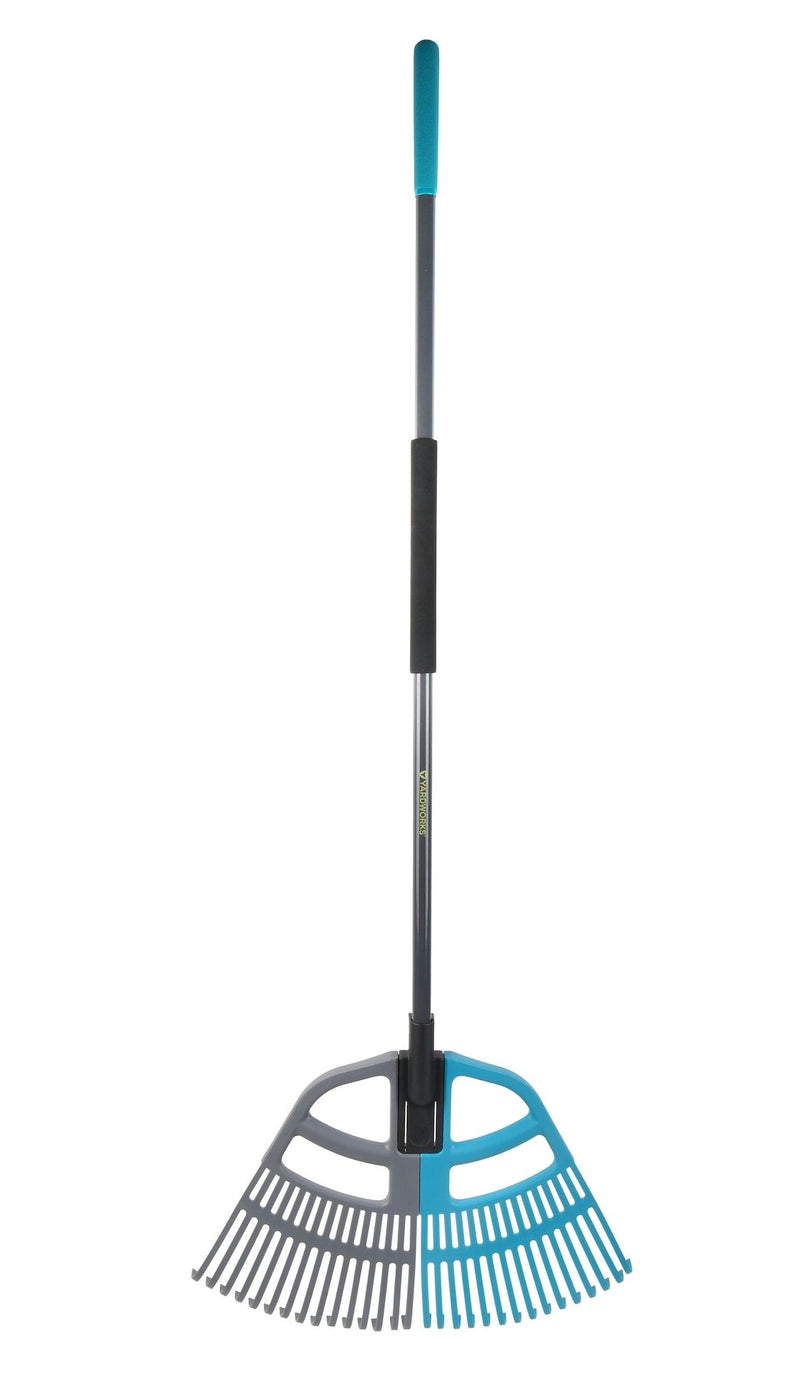 3-in-1 30-Tine Leaf Rake with Fibreglass Shaft, 24-1/2-in Wide U4276